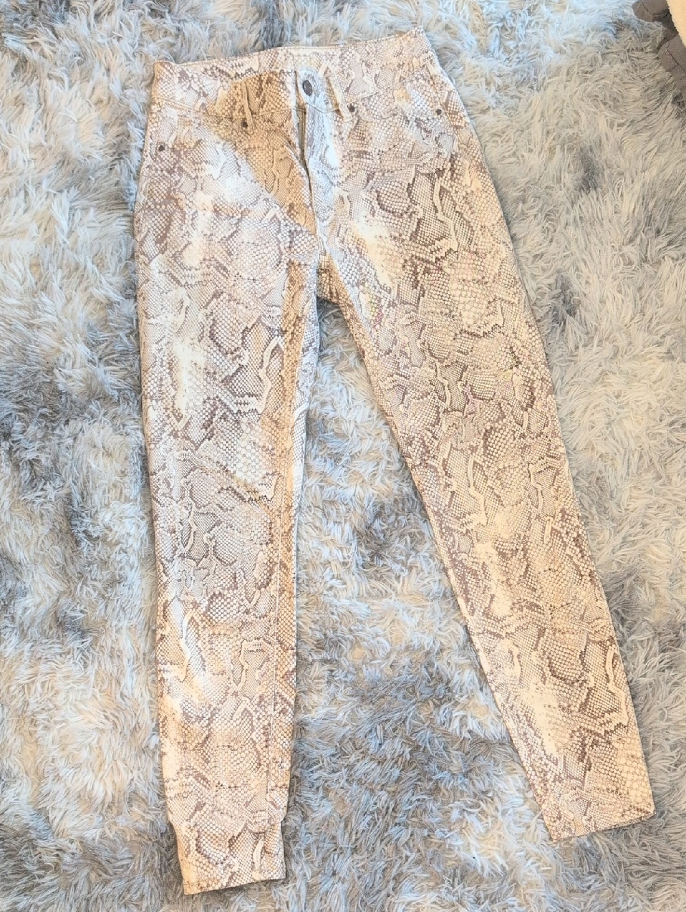WHBM Snake-Print Skinny Jeans in Beige In Small Size